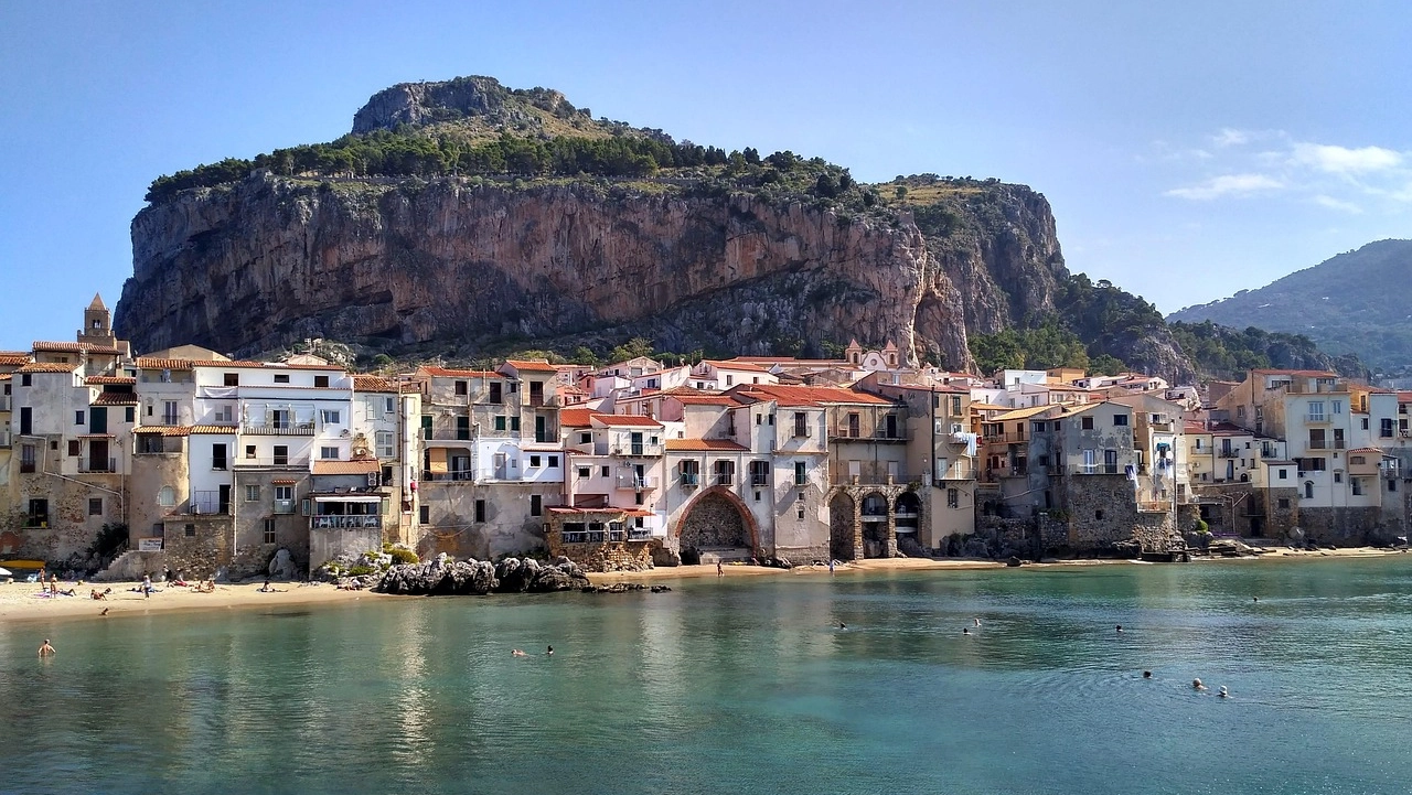 Destinazione Costa d’Oro: a Capo Zafferano e Cefalù una vacanza family friendly