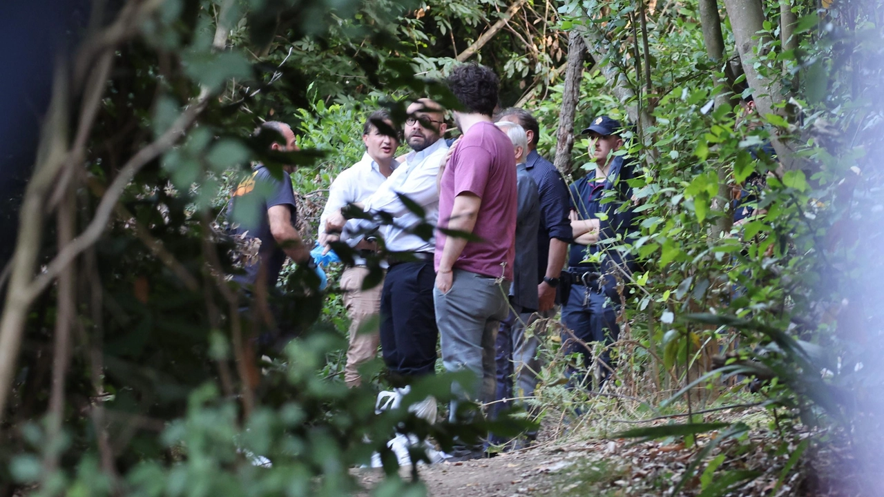Neonato trovato morto in villa Pamphili, sopralluogo del pm